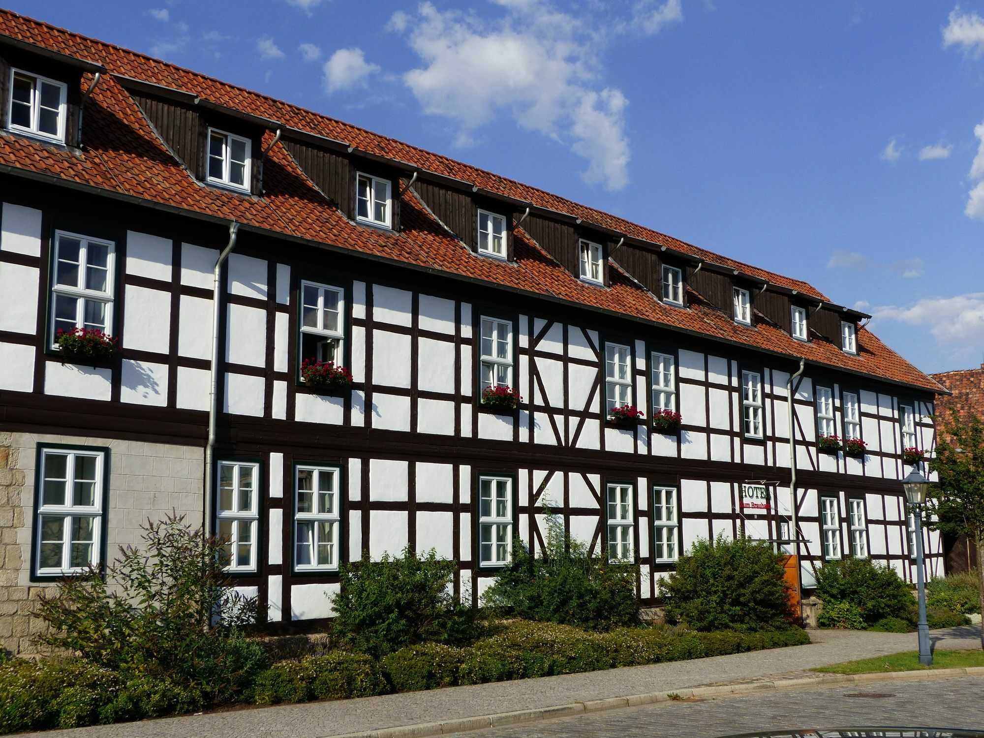 Hotel Zum Brauhaus クヴェードリンブルク エクステリア 写真