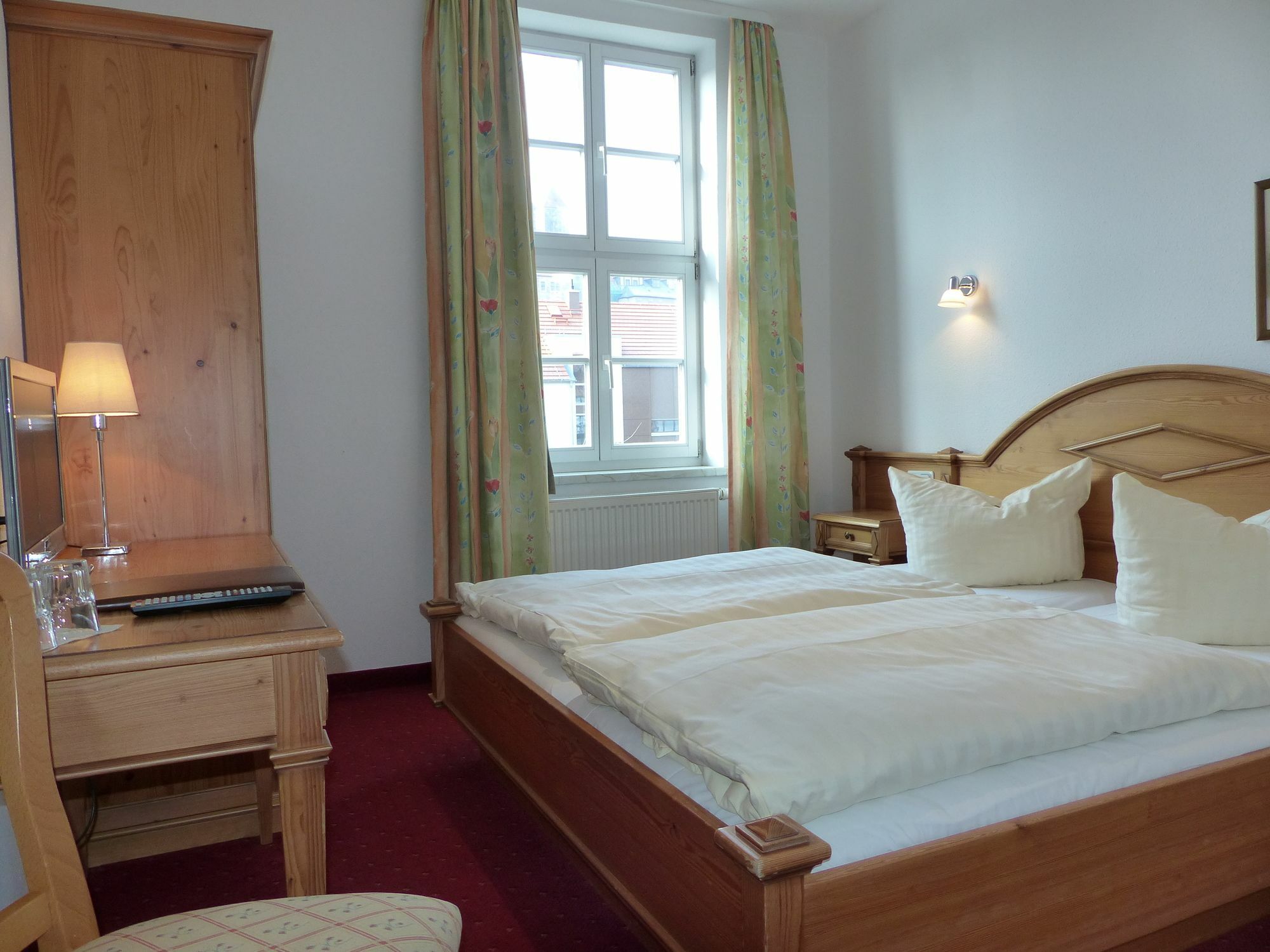 Hotel Zum Brauhaus クヴェードリンブルク エクステリア 写真